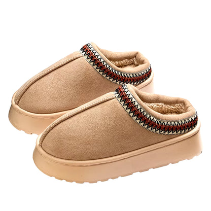 Winter Woman Slippers Plush Interior anti Slip Sole Thick Bottom Embroider Fashion Warm Slippers Use Indoor Outdoor