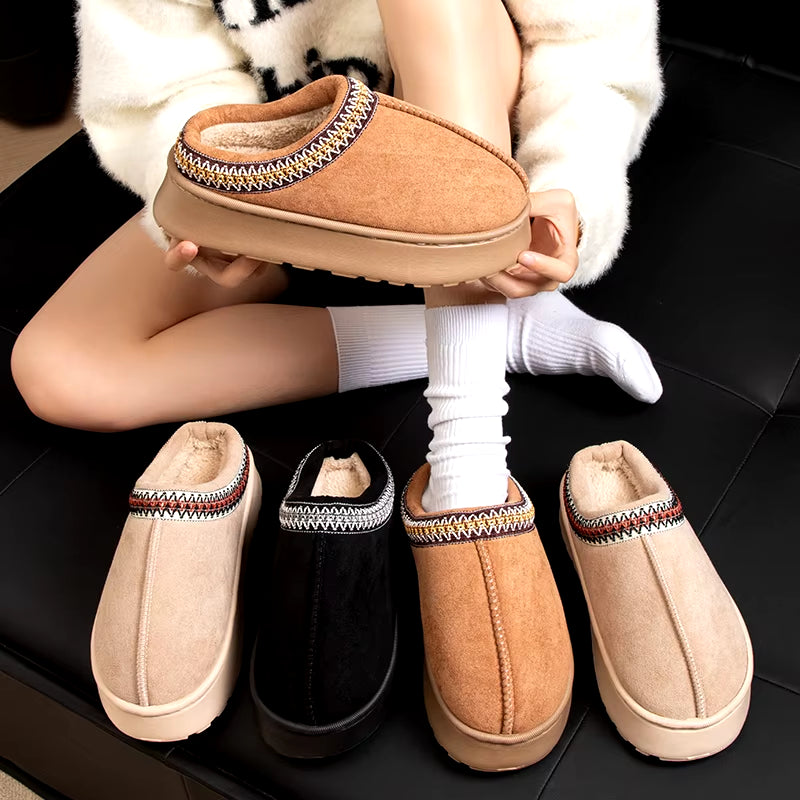 Winter Woman Slippers Plush Interior anti Slip Sole Thick Bottom Embroider Fashion Warm Slippers Use Indoor Outdoor